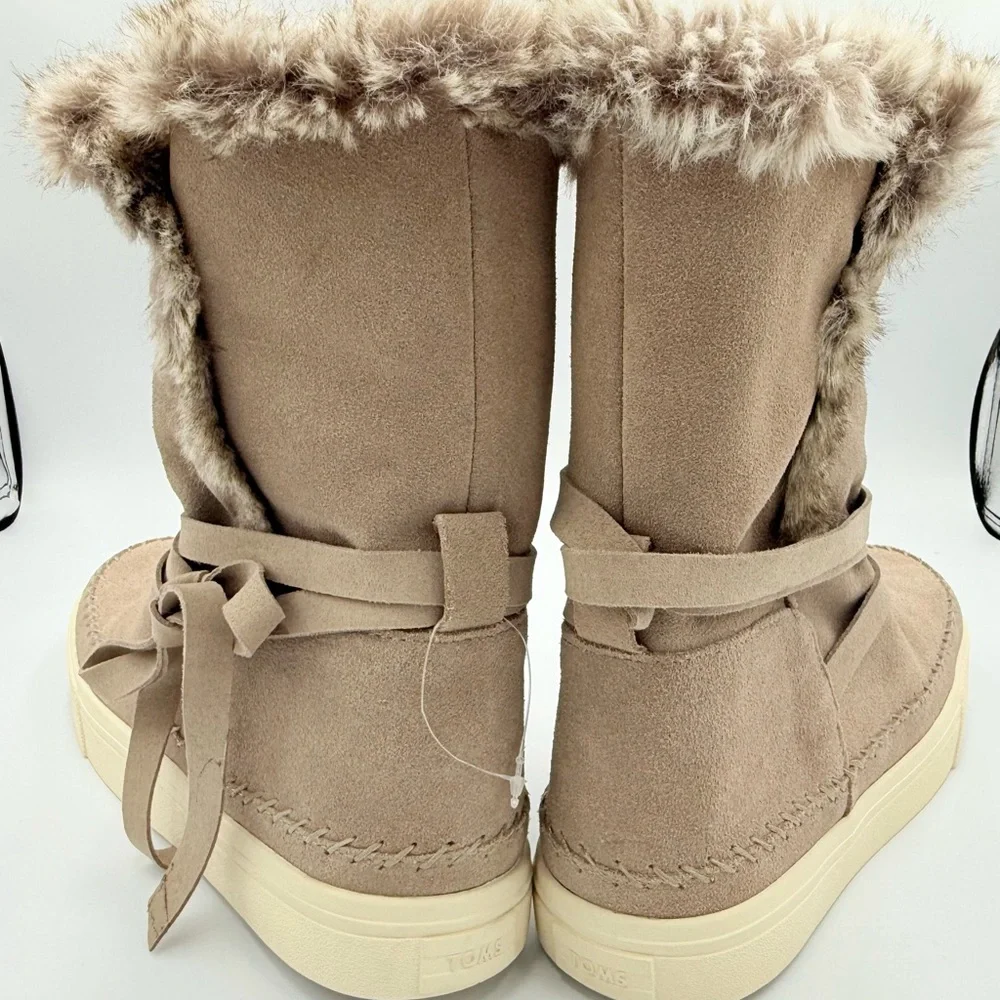 TOMS Womens Suede Fur Lined Fashion Winter Boots - Brand NEW!! SIZE 9